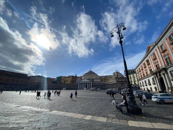monolocale in vendita a Napoli
