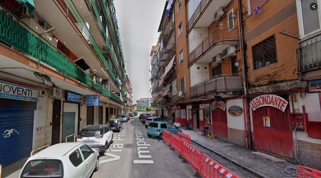 appartamento in vendita a Napoli in zona Secondigliano