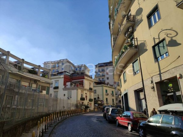 appartamento in vendita a Napoli in zona Arenella