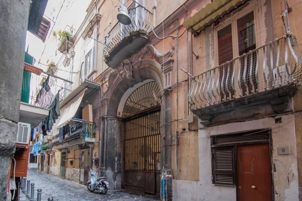 appartamento in vendita a Napoli in zona Poggioreale