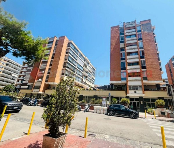 appartamento in vendita a Napoli in zona Fuorigrotta