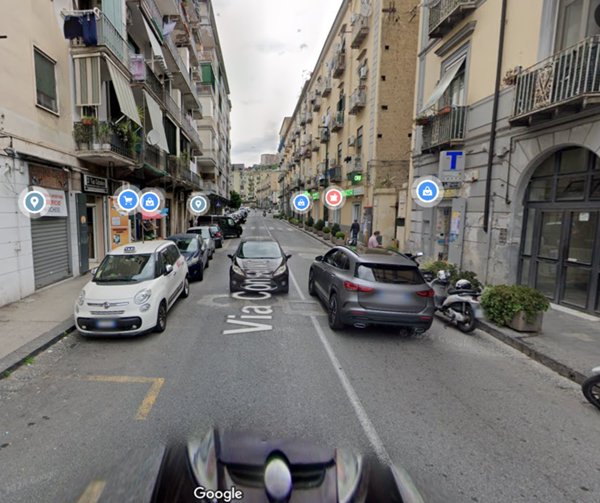 appartamento in vendita a Napoli in zona Bagnoli