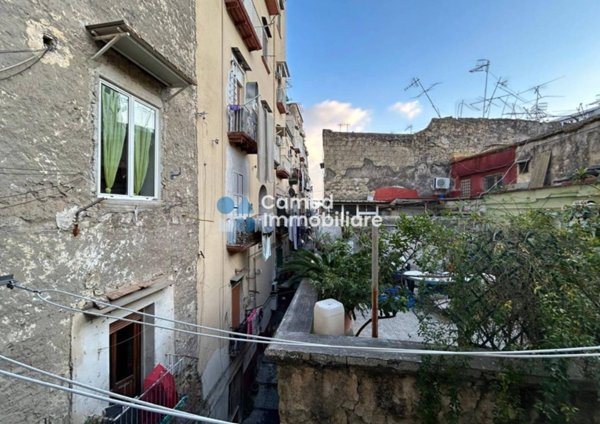 appartamento in vendita a Napoli in zona Arenella
