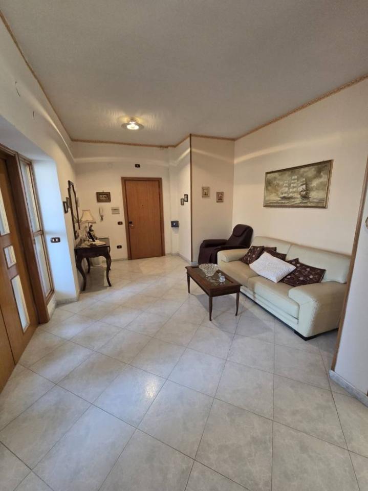 appartamento in vendita a Napoli in zona Barra