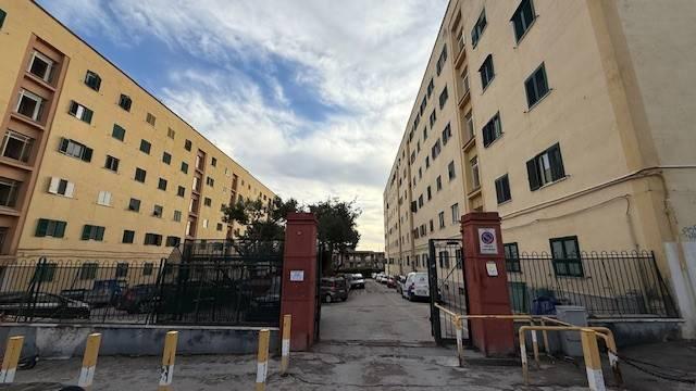 appartamento in vendita a Napoli in zona Fuorigrotta