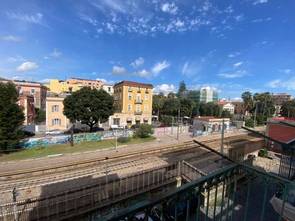 appartamento in vendita a Napoli in zona Bagnoli