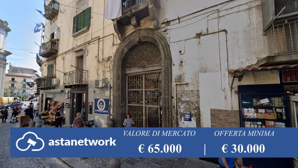 appartamento in vendita a Napoli in zona Stella