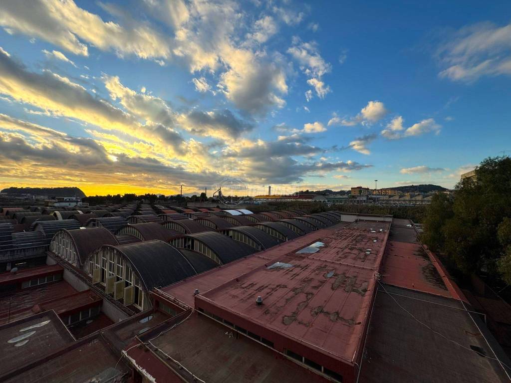 appartamento in vendita a Napoli in zona Bagnoli