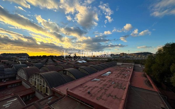 appartamento in vendita a Napoli in zona Bagnoli