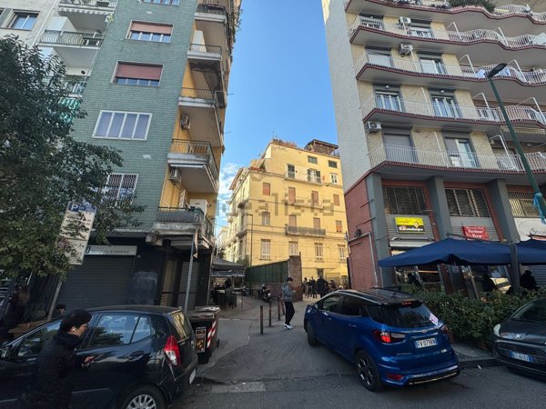 appartamento in vendita a Napoli in zona Arenella