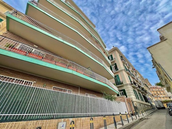 appartamento in vendita a Napoli in zona Vomero