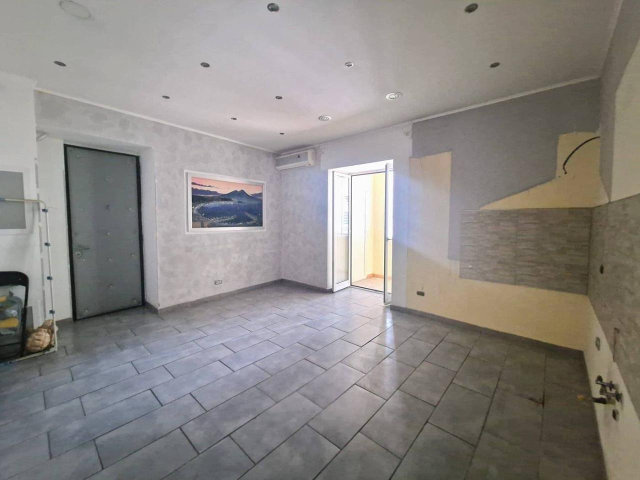 appartamento in vendita a Napoli in zona Chiaiano