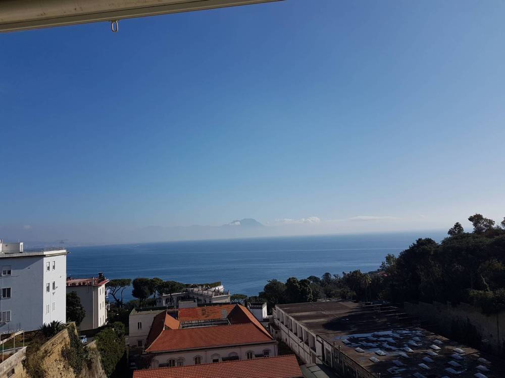 appartamento in vendita a Napoli in zona Posillipo