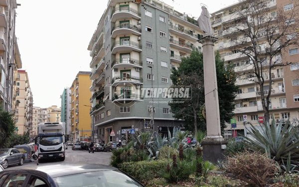 appartamento in vendita a Napoli in zona Arenella