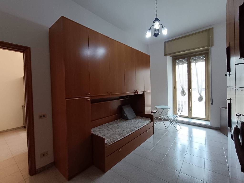 appartamento in vendita a Napoli in zona Stella