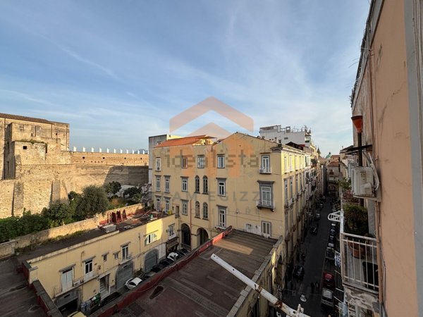 appartamento in vendita a Napoli in zona Centro Antico