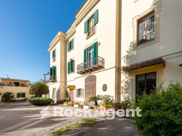 appartamento in vendita a Napoli in zona Vomero