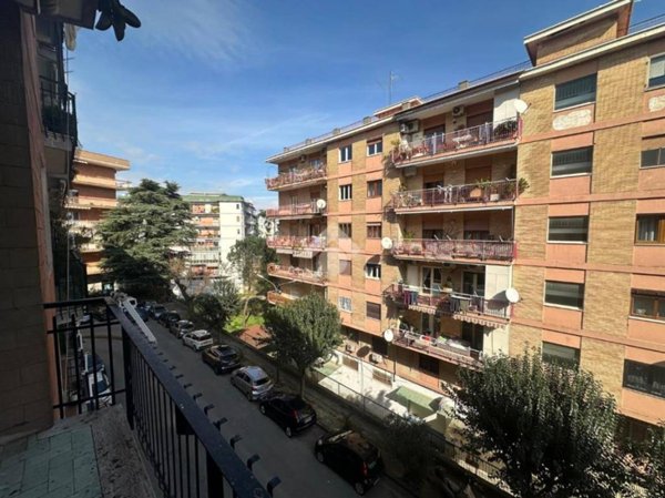 appartamento in vendita a Napoli in zona Capodimonte / Colli Aminei