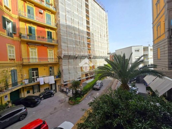 appartamento in vendita a Napoli in zona Vomero
