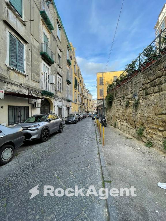 negozio in vendita a Napoli