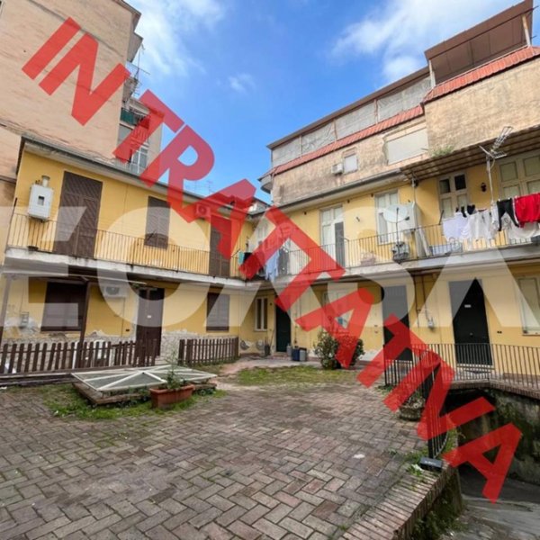 appartamento in vendita a Napoli in zona Secondigliano