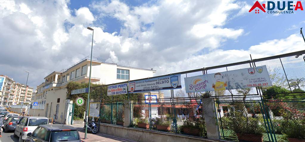 appartamento in vendita a Napoli in zona Posillipo