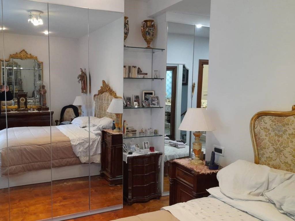 appartamento in vendita a Napoli in zona Posillipo