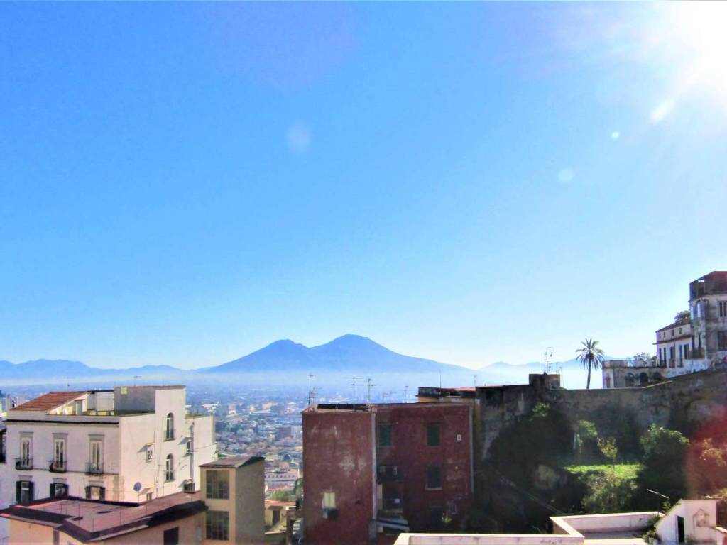 appartamento in vendita a Napoli in zona Arenella
