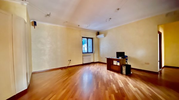appartamento in vendita a Napoli in zona Soccavo