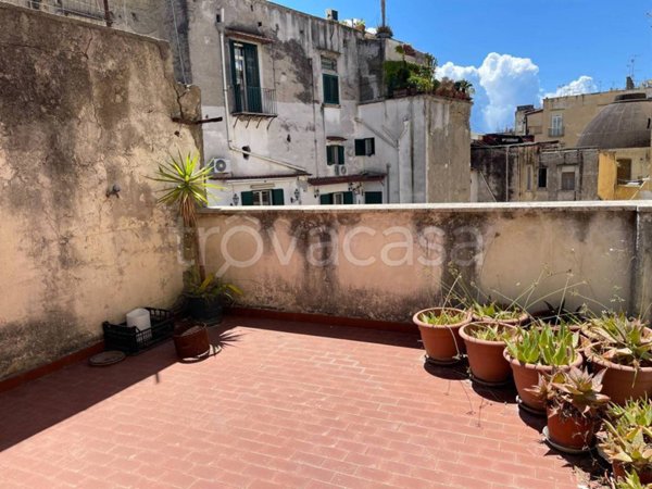 appartamento in vendita a Napoli in zona San Ferdinando