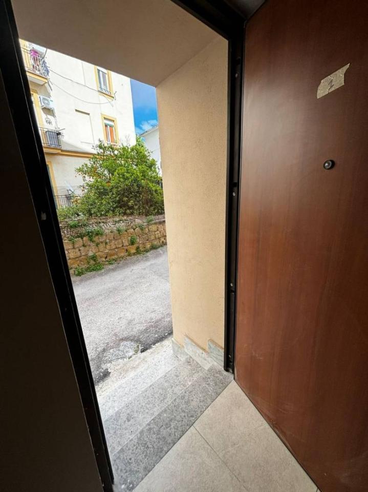 appartamento in vendita a Napoli in zona Stella