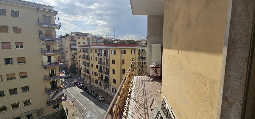 appartamento in vendita a Napoli in zona Arenella