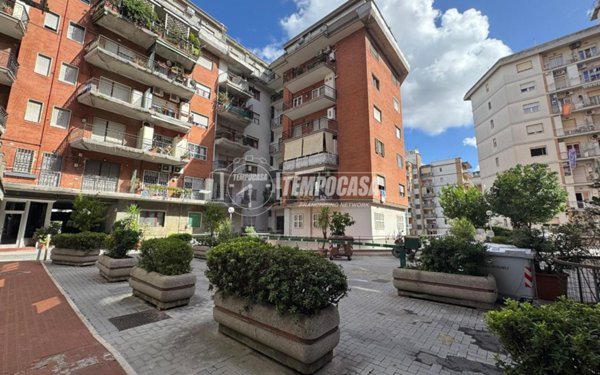 appartamento in vendita a Napoli in zona Capodimonte / Colli Aminei