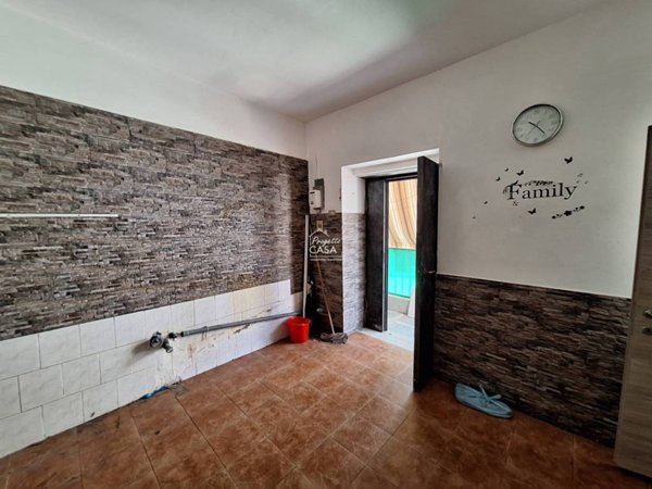 appartamento in vendita a Napoli in zona Barra