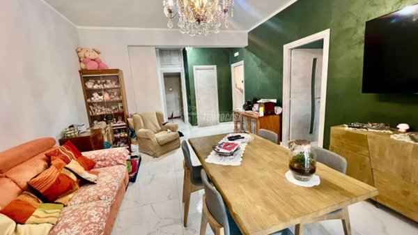 appartamento in vendita a Napoli in zona Fuorigrotta