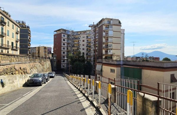 appartamento in vendita a Napoli in zona Arenella