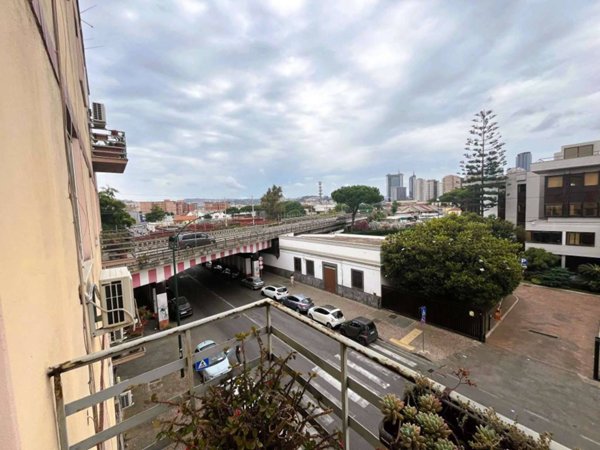 appartamento in vendita a Napoli in zona Zona Industriale-Ferrovia