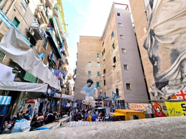 appartamento in vendita a Napoli