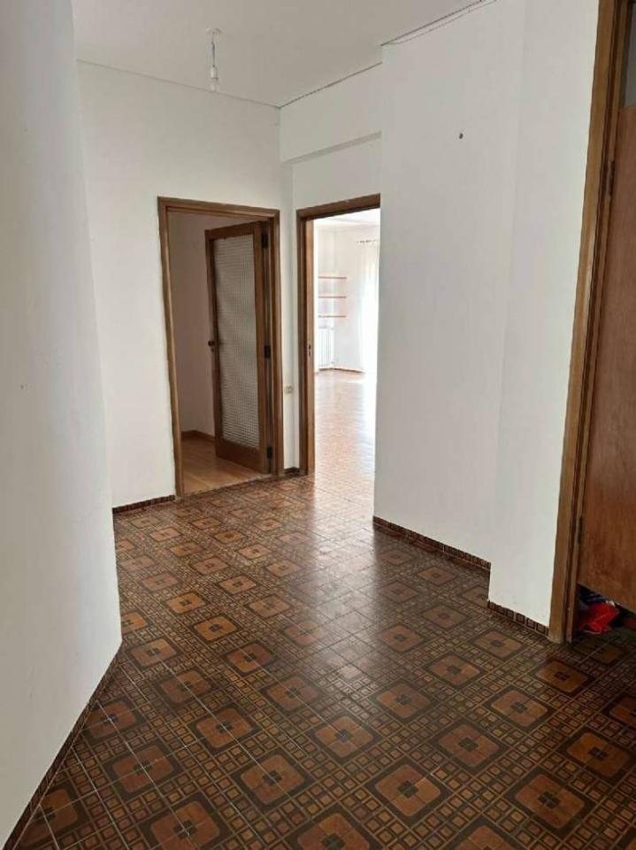 appartamento in vendita a Napoli in zona Chiaia