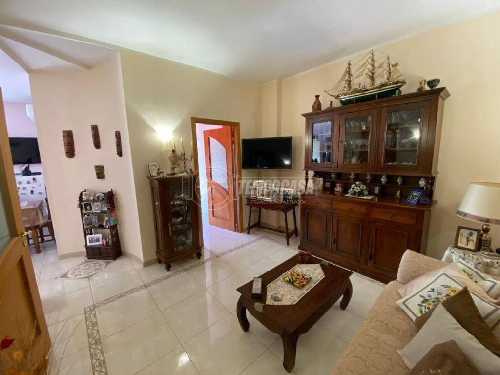 appartamento in vendita a Napoli in zona Arenella