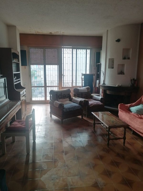 appartamento in vendita a Napoli in zona Fuorigrotta