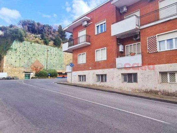 appartamento in vendita a Napoli in zona Vomero