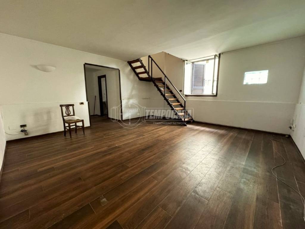 appartamento in vendita a Napoli in zona Bagnoli