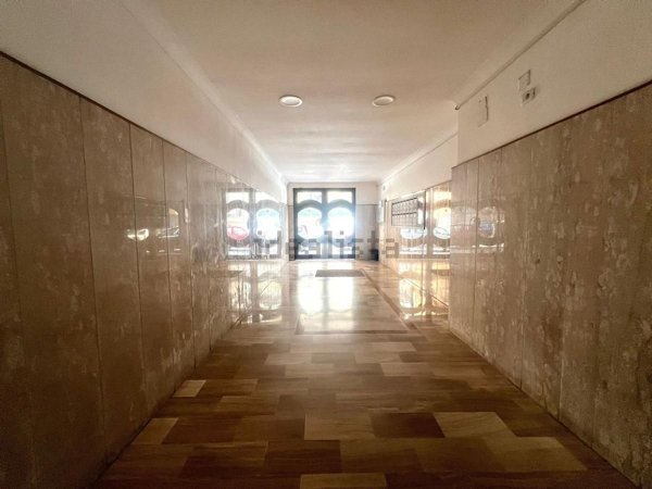 appartamento in vendita a Napoli in zona Pianura