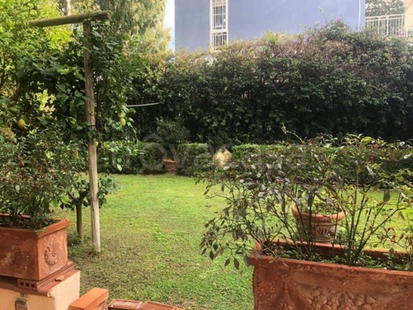 appartamento in vendita a Napoli in zona Posillipo