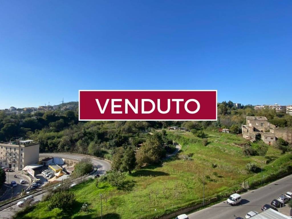 appartamento in vendita a Napoli in zona Camaldoli