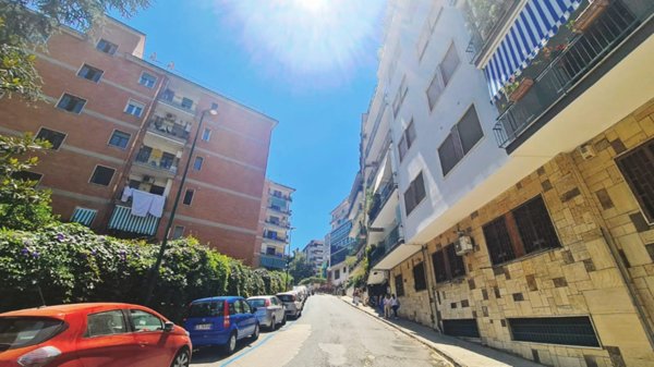appartamento in vendita a Napoli in zona Vomero