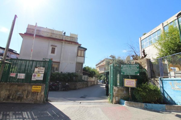 appartamento in vendita a Napoli in zona Capodichino