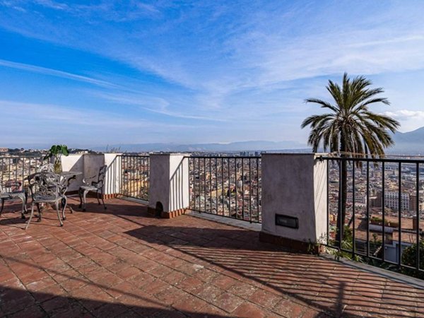 appartamento in vendita a Napoli in zona Vomero