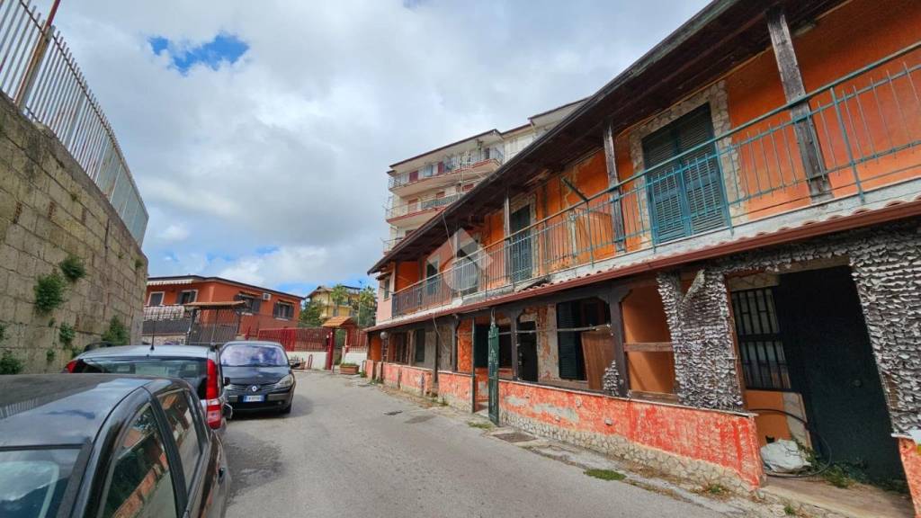 appartamento in vendita a Napoli in zona Camaldoli